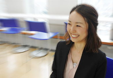 コーポレート二部 担当課長 西川瀬未